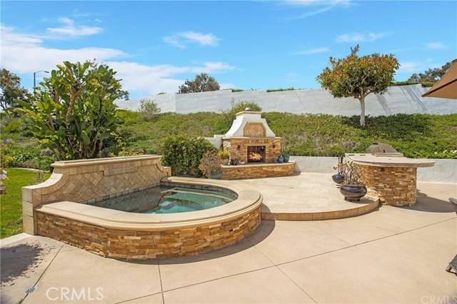 Dana Point, CA 92629,27 Tirremia Drive