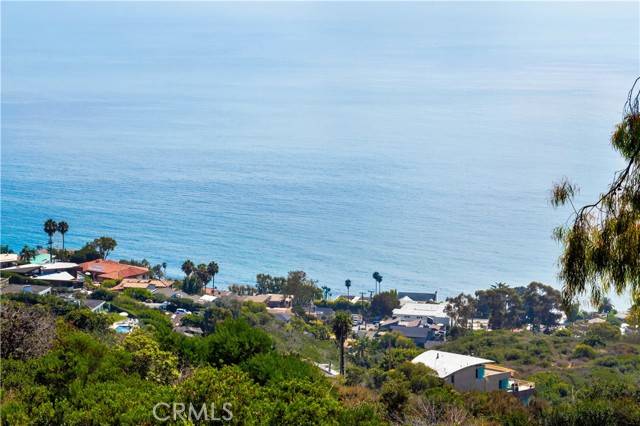 Laguna Beach, CA 92651,979 Capistrano Avenue