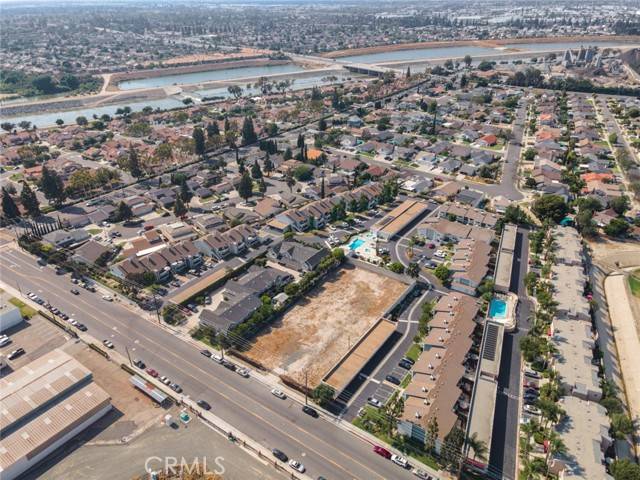 Orange, CA 92865,705 W Fletcher