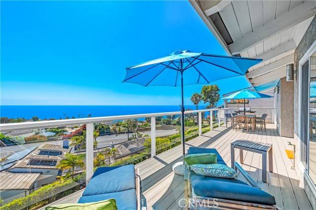 Laguna Beach, CA 92651,18 N Stonington Road