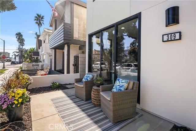 Huntington Beach, CA 92648,309 6th Street