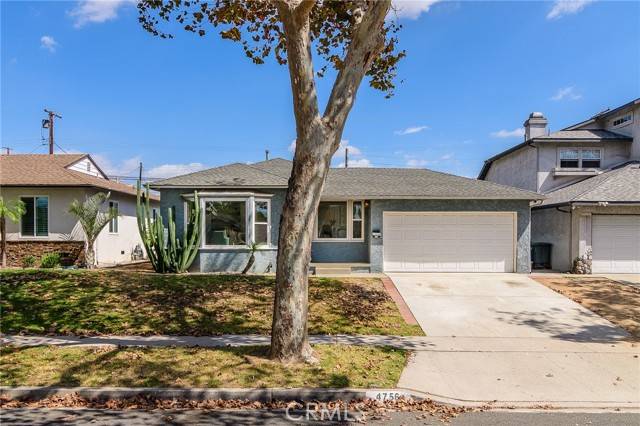 Lakewood, CA 90713,4756 Conquista Avenue