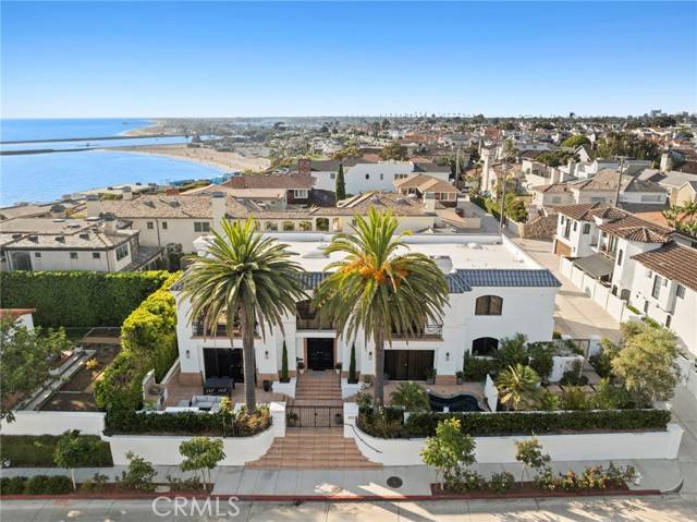 Corona Del Mar, CA 92625,215 Poppy Avenue