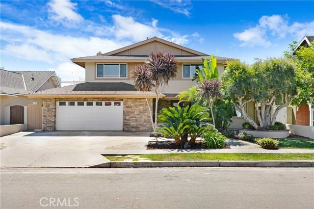 Huntington Beach, CA 92647,6152 Christy Drive