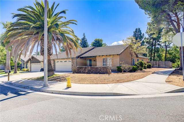 Corona, CA 92882,2493 Emerson Drive