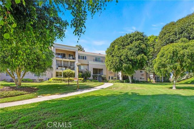 Laguna Woods, CA 92637,5499 Paseo Del Lago #1B