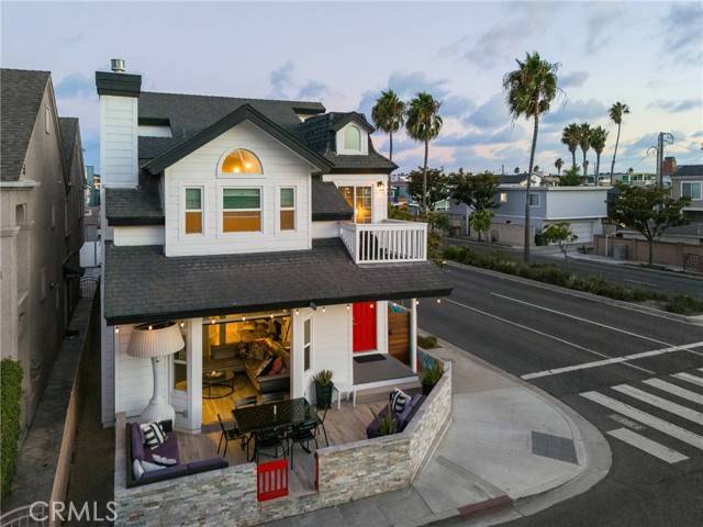 Newport Beach, CA 92663,204 44th Street