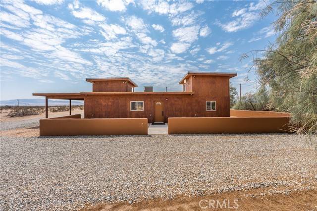 29 Palms, CA 92277,5051 Morgan Road