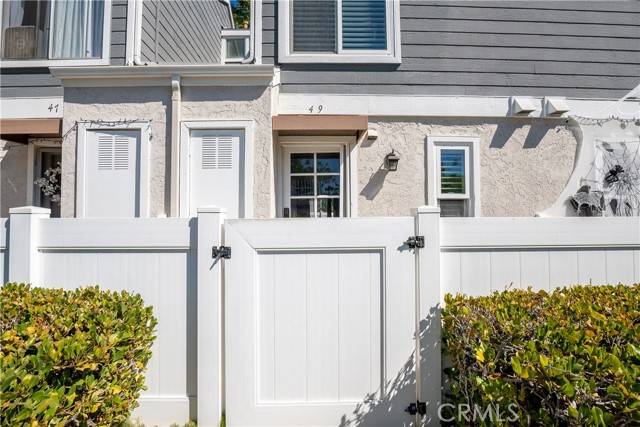 Aliso Viejo, CA 92656,49 Bentwood Lane