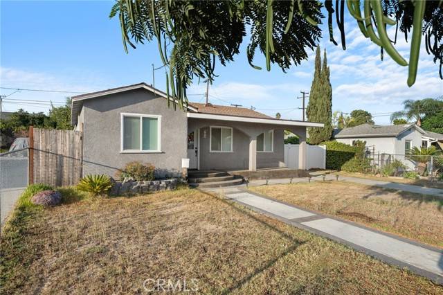 La Habra, CA 90631,909 E Rose Avenue