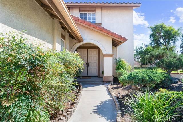 Yorba Linda, CA 92886,21420 Via La Naranja