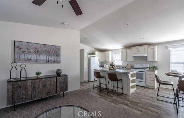 Victorville, CA 92394,15252 Seneca #181