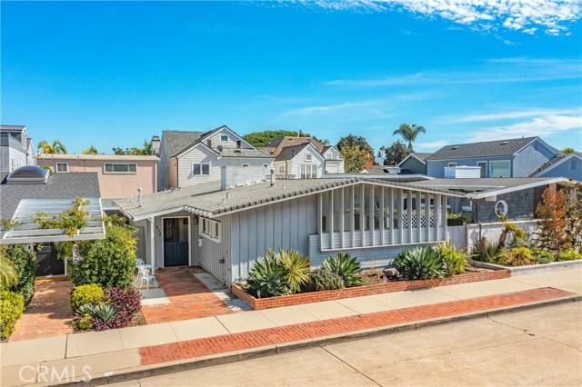 Newport Beach, CA 92661,432 Seville Avenue