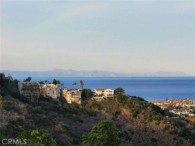 San Clemente, CA 92672,527 Via Presa