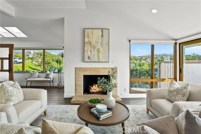 Corona Del Mar, CA 92625,11 Skysail Drive