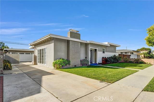 Long Beach, CA 90808,5224 E Flagstone Street