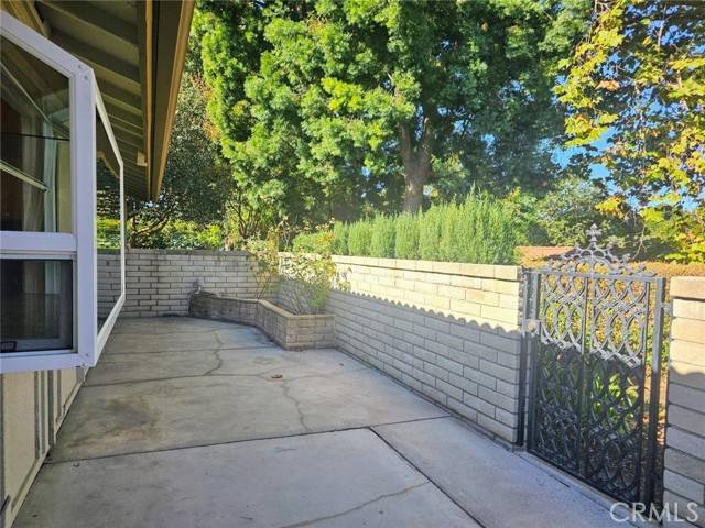 Laguna Woods, CA 92637,3214 Via Carrizo #C