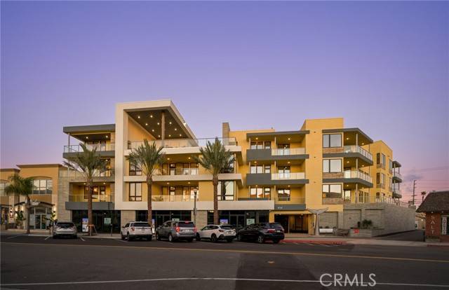 Huntington Beach, CA 92648,414 Main Street #225