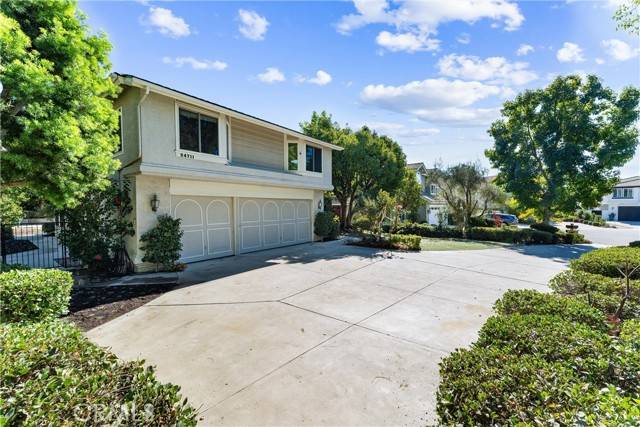 Laguna Hills, CA 92653,24711 Las Alturas Court