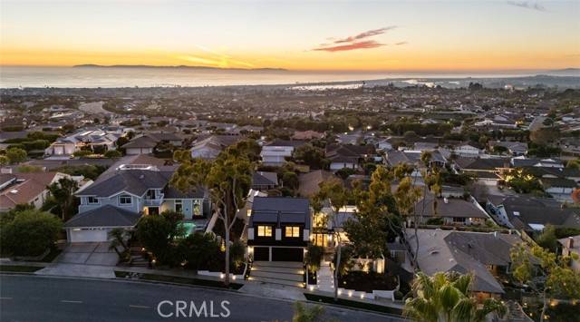 Corona Del Mar, CA 92625,1543 Sandcastle Drive