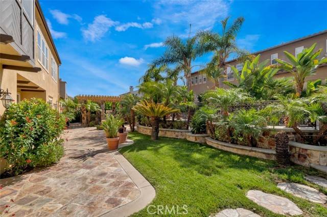 Newport Beach, CA 92660,30 Palazzo