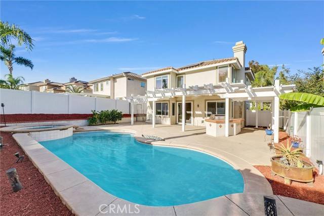 Rancho Santa Margarita, CA 92688,10 Via Estampida