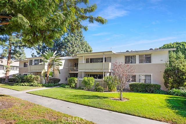 Laguna Woods, CA 92637,353 Avenida Sevilla #N