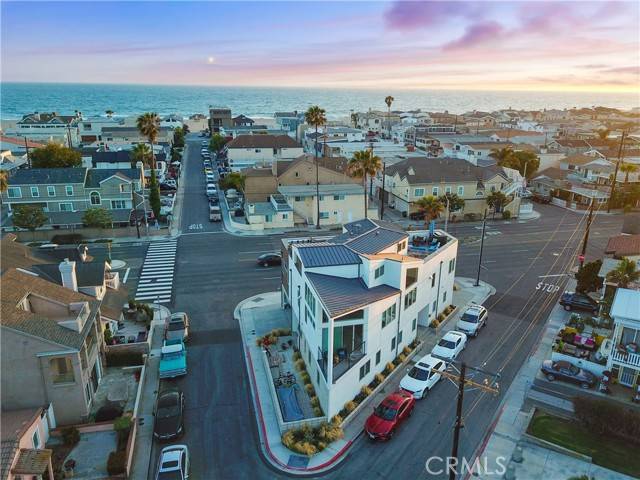 Newport Beach, CA 92663,4405 Channel Place