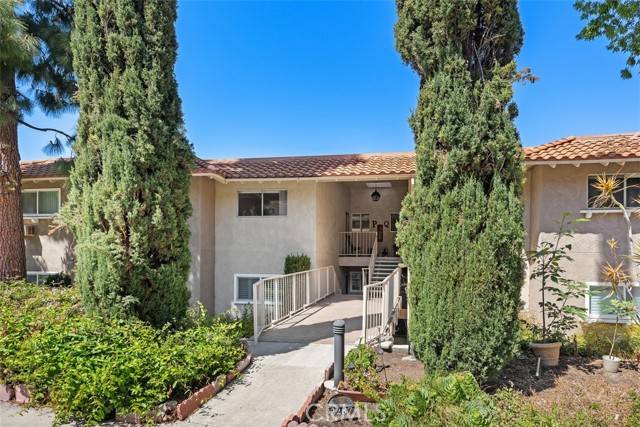 Laguna Woods, CA 92637,2287 Via Puerta #P