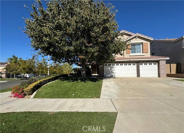 Corona, CA 92882,1067 Winthrop Drive