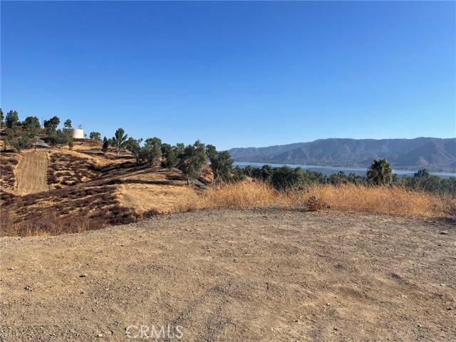 Lake Elsinore, CA 92530,1 Sky Line