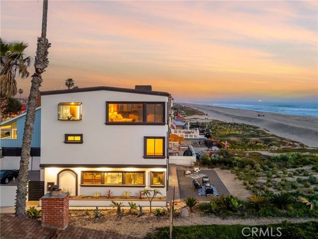 Sunset Beach, CA 90742,16601 S Pacific Avenue