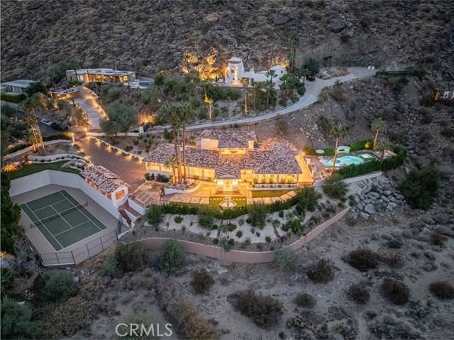 Palm Springs, CA 92264,380 W Camino Alturas