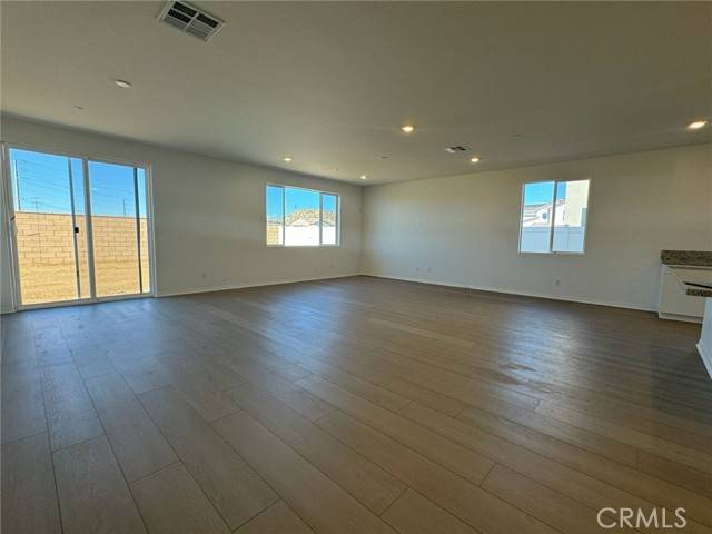 Menifee, CA 92585,27301 Toro Vista