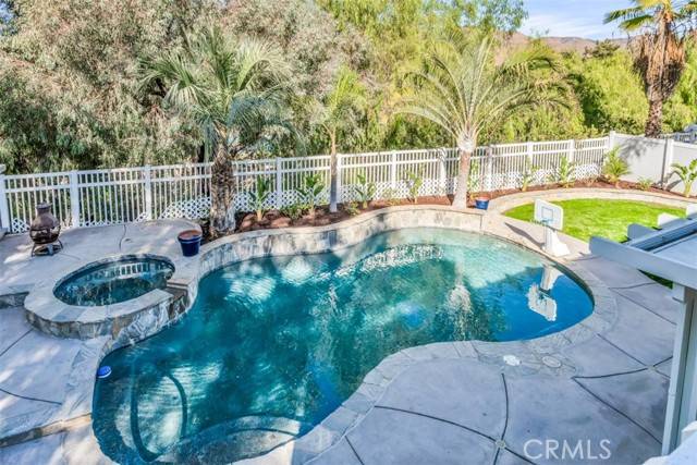 Corona, CA 92883,13238 Mountain View Court