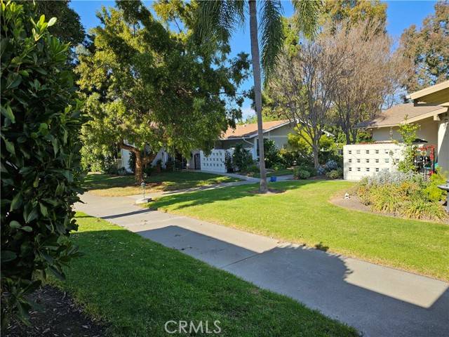 Laguna Woods, CA 92637,716 Avenida Majorca #C