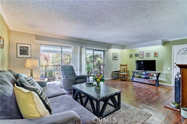 Laguna Woods, CA 92637,3275 San Amadeo #N