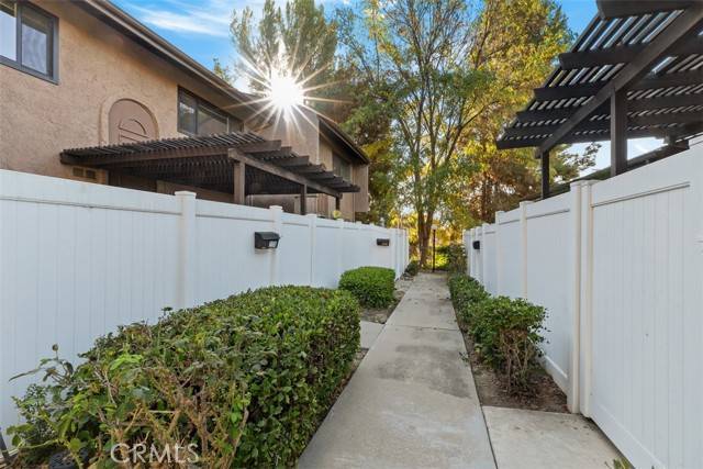 Fullerton, CA 92833,2278 Loma Alta Drive #8