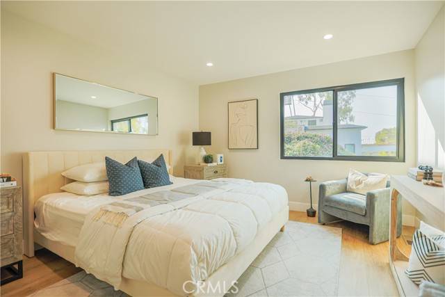 Corona Del Mar, CA 92625,319 Heliotrope Avenue