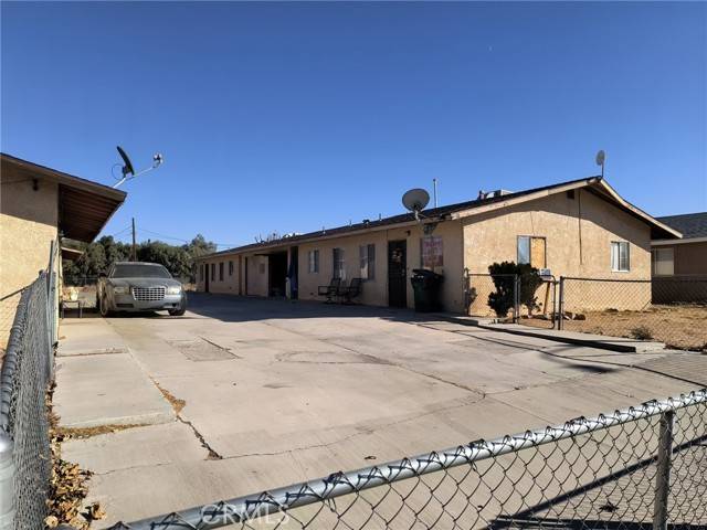 Apple Valley, CA 92308,12947 Navajo Road