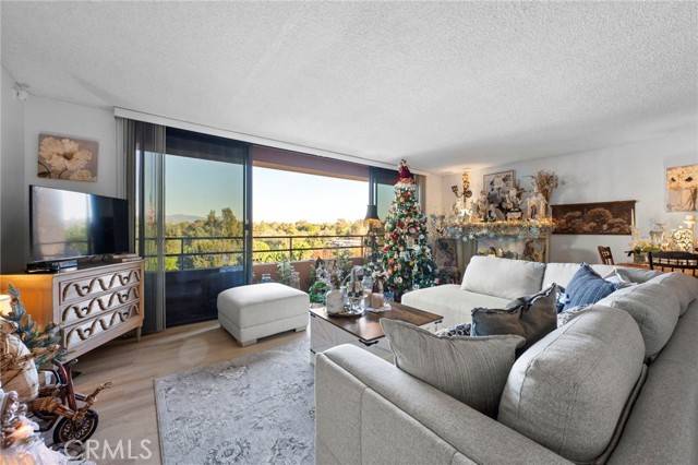 Laguna Woods, CA 92637,24055 Paseo Del Lago #560