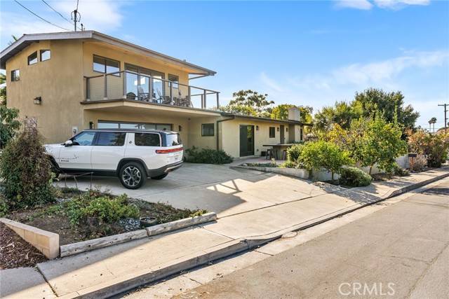 San Clemente, CA 92672,207 Avenida Sierra