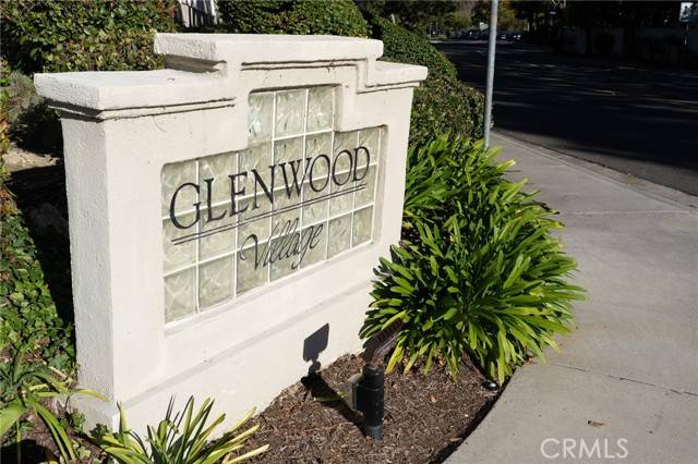 Aliso Viejo, CA 92656,13 Pineoak #104