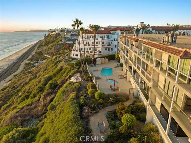 San Clemente, CA 92672,410 Corto Lane #M