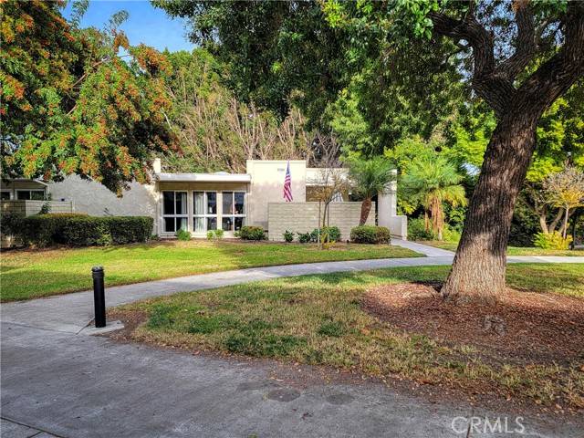 Laguna Woods, CA 92637,2233 Via Puerta #Q