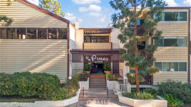 Culver City, CA 90230,6000 Canterbury Drive #M121