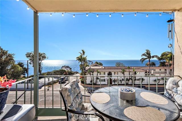 Laguna Beach, CA 92651,240 Moss Street #4