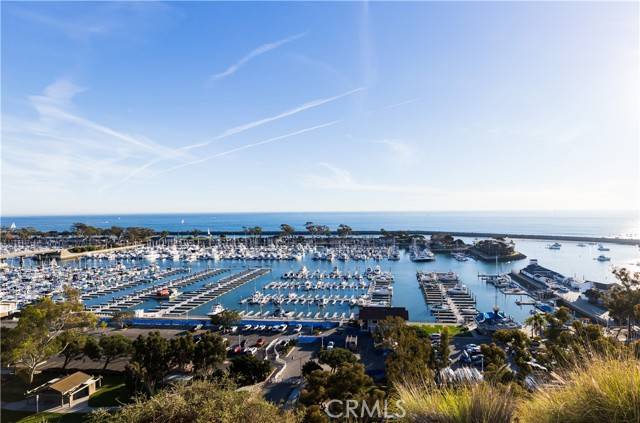 Dana Point, CA 92629,24421 Santa Clara Avenue