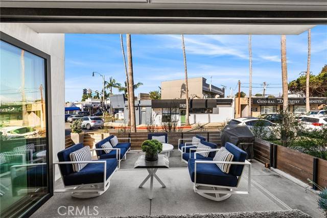 Corona Del Mar, CA 92625,612 Goldenrod Avenue