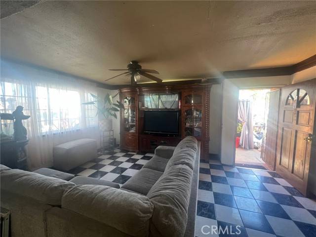 Perris, CA 92570,847 Geronimo Road